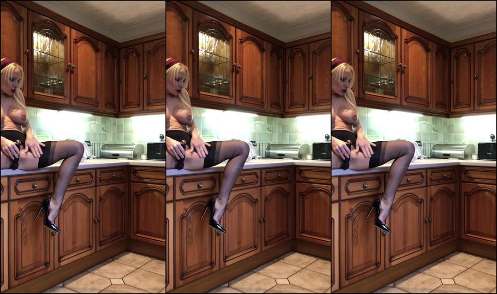 Taragirl I Am Nearly There Will Post The Cake Too Later