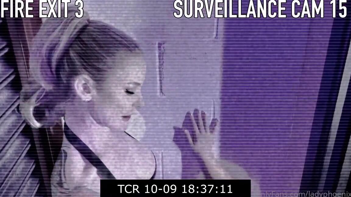 Lady Phoenix Nicknamed Ladyphoenix Ldn Onlyfans New Movie I Spy Lesbian Cocksucker Its Thrilling What You Get To See On A Deserted Staircase