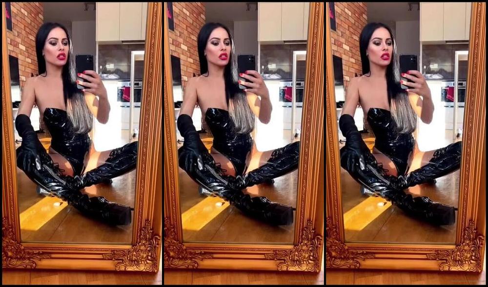 Evil Woman Aka Evilwoman Onlyfans Little Reminder Where Do You Belongp