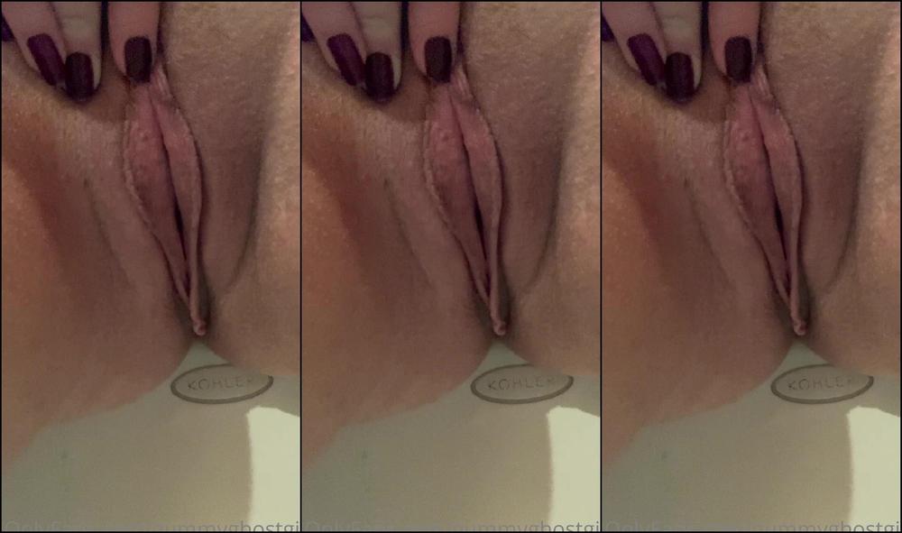 Gummyghostgirl 2020 10 03 1007374997 Wanna Take A Dip In This Witch S Cauldron