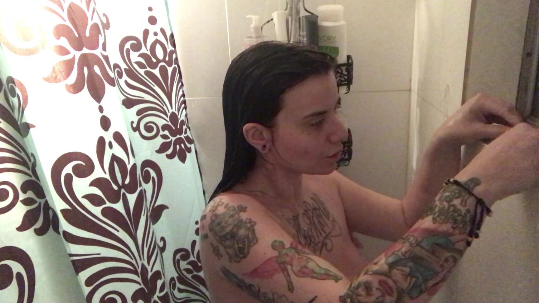 Phoebe Phelpz Watch Me Shower