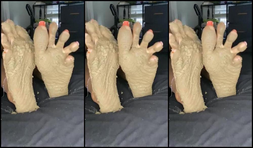 Zafeetllc Onlyfans Any Taker To Lick This Mess