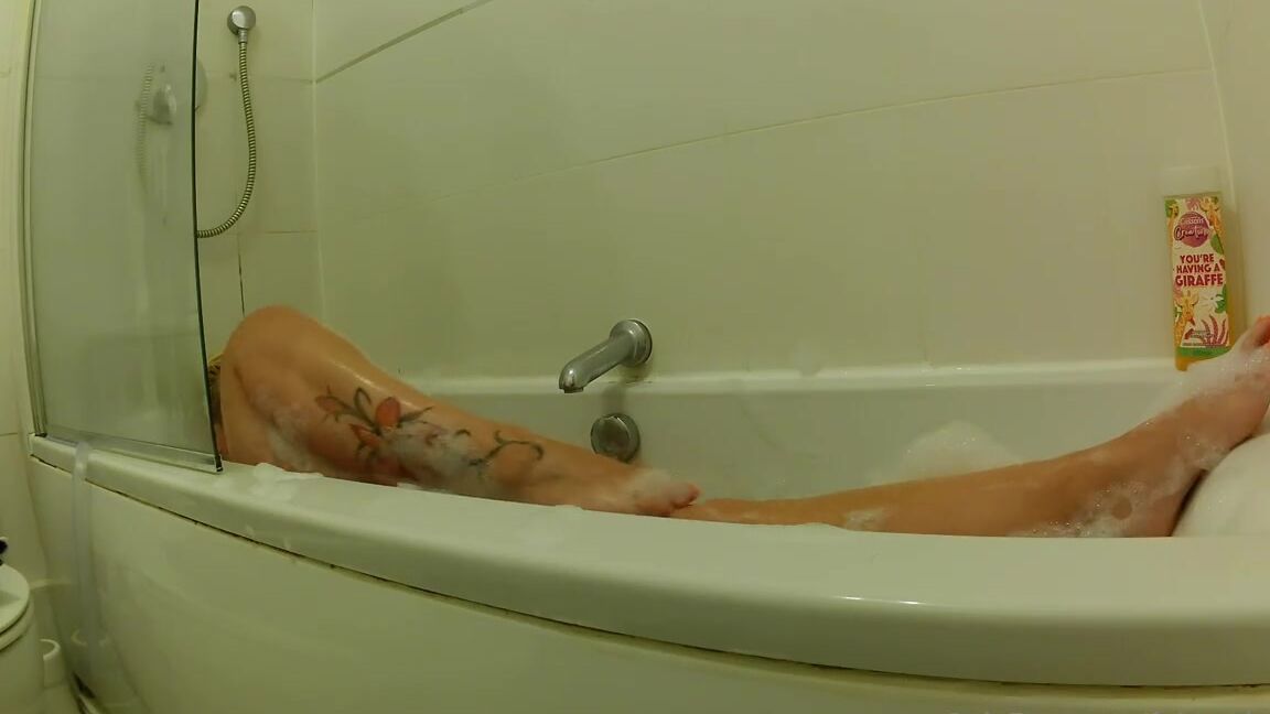 Miss Fair Trade Feet Nicknamed Fairtradefeet Onlyfans 01 23 2024 After A Long Day Walking Around Manchester Well Deserve A Bath