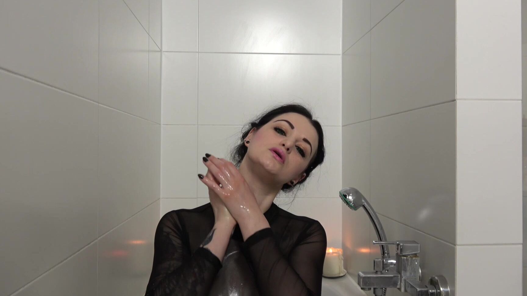 Bathtub Fetish, Nylon Encasement, Tattoos, Squirt, Odd Insertions alissa noir littlesneak peak ManyVids