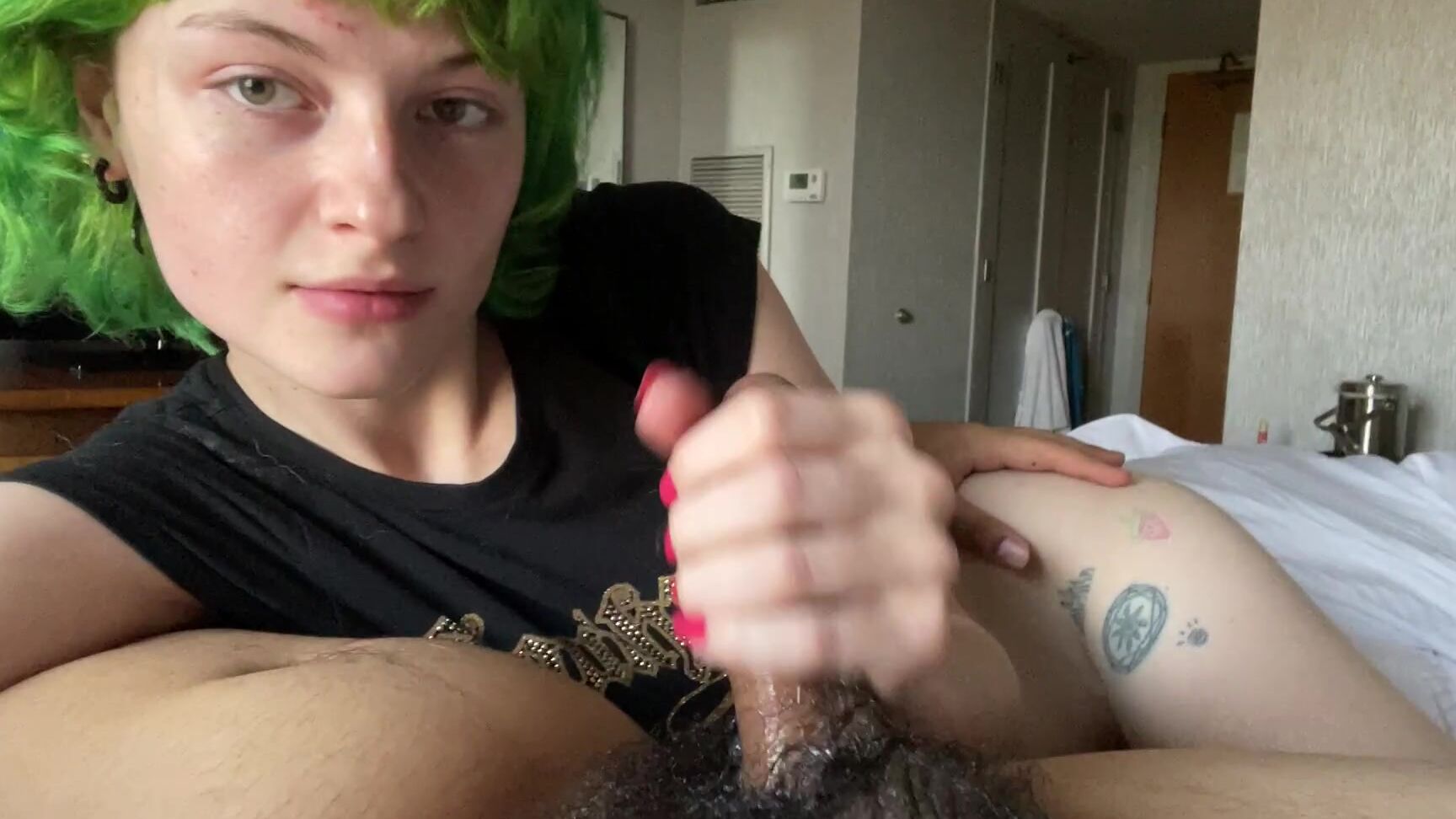 Ethereallovebug Repost Handjob On Black Cock Stuntdickbug