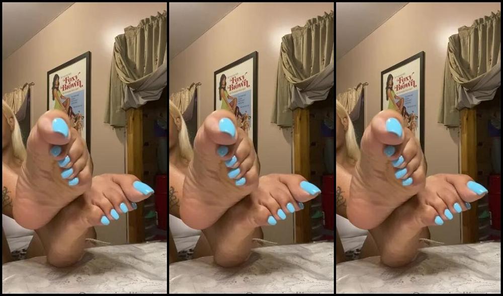 Queenjodiieetoes Aka Prettyfeetonly1800 Onlyfans When Your Phone Dies When It Gets Good Hope You You Still Enjoy