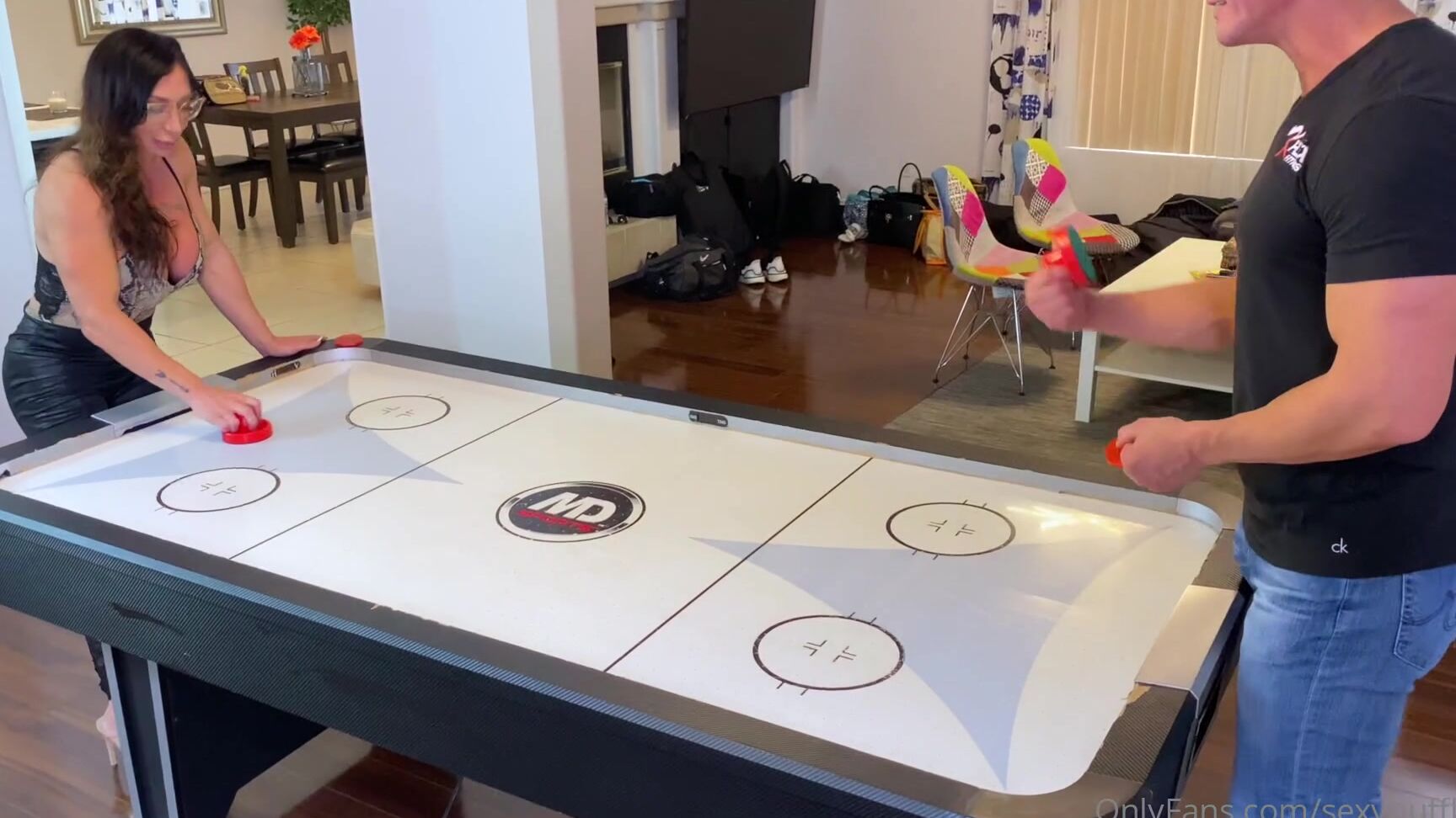 Sexybuffbabe Part Of Fbb Date Gets Personal As Kyle And I Talk Chip N Dales Modeling And Rematch A