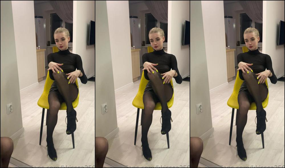 Latex, Miniskirt, Young, Erotic, Solo aka Kkisssa - Your bitch is in the skin SiteRip