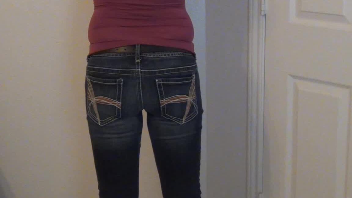 Cat, HD, amateurspankings AS Cat Backs Into A Cop Car Clips4Sale