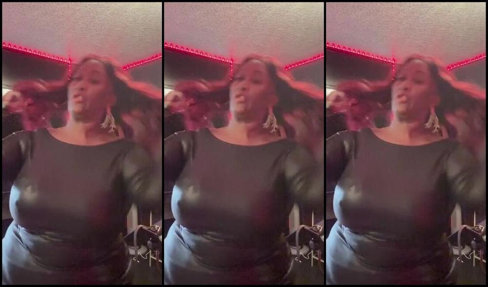 Madam Caramel Onlyfans You Know You Want To Earn This Collar So Bark And Grovel Like The Dog That You Are