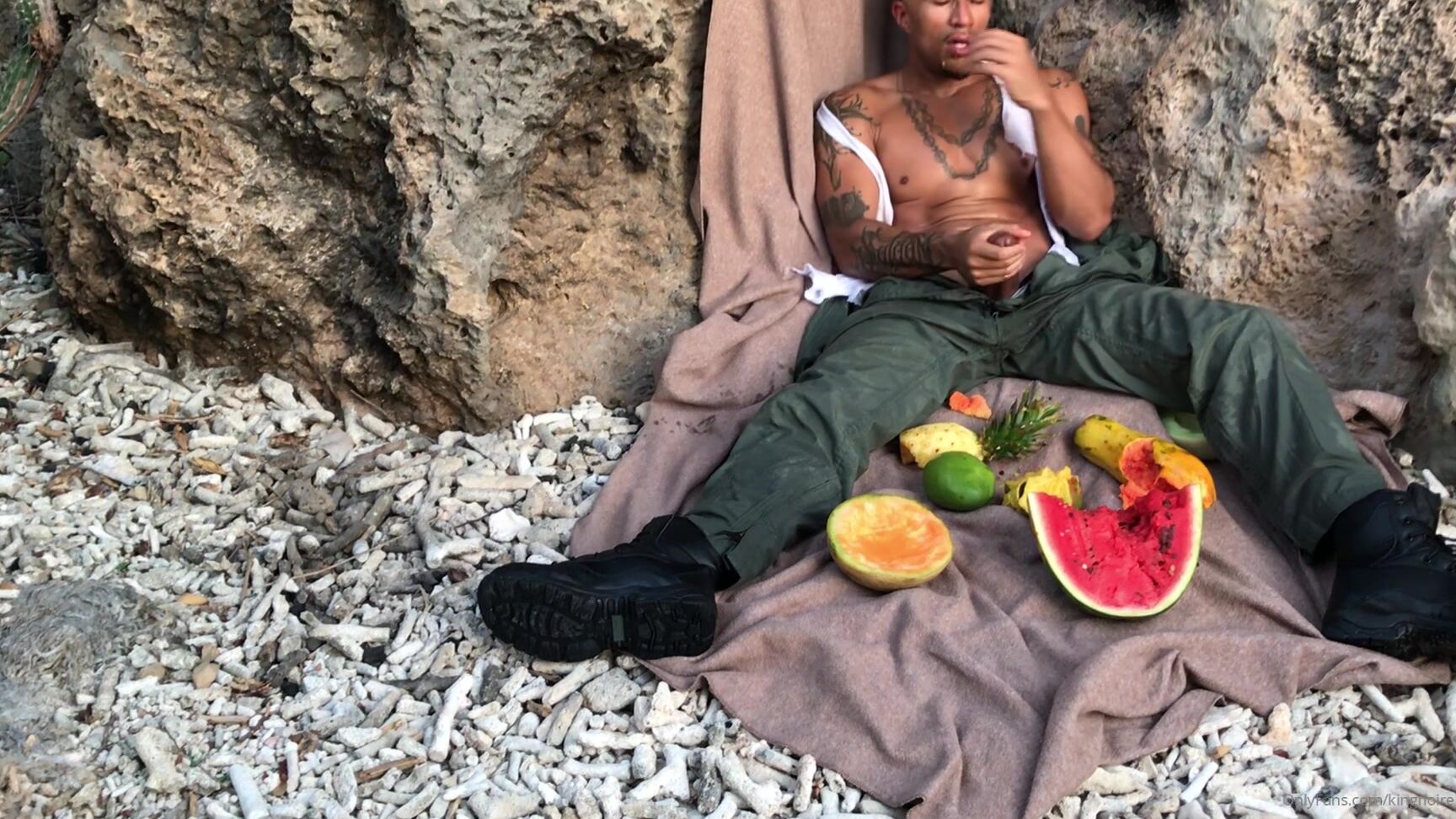 Kingnoire More Fruit Fucking