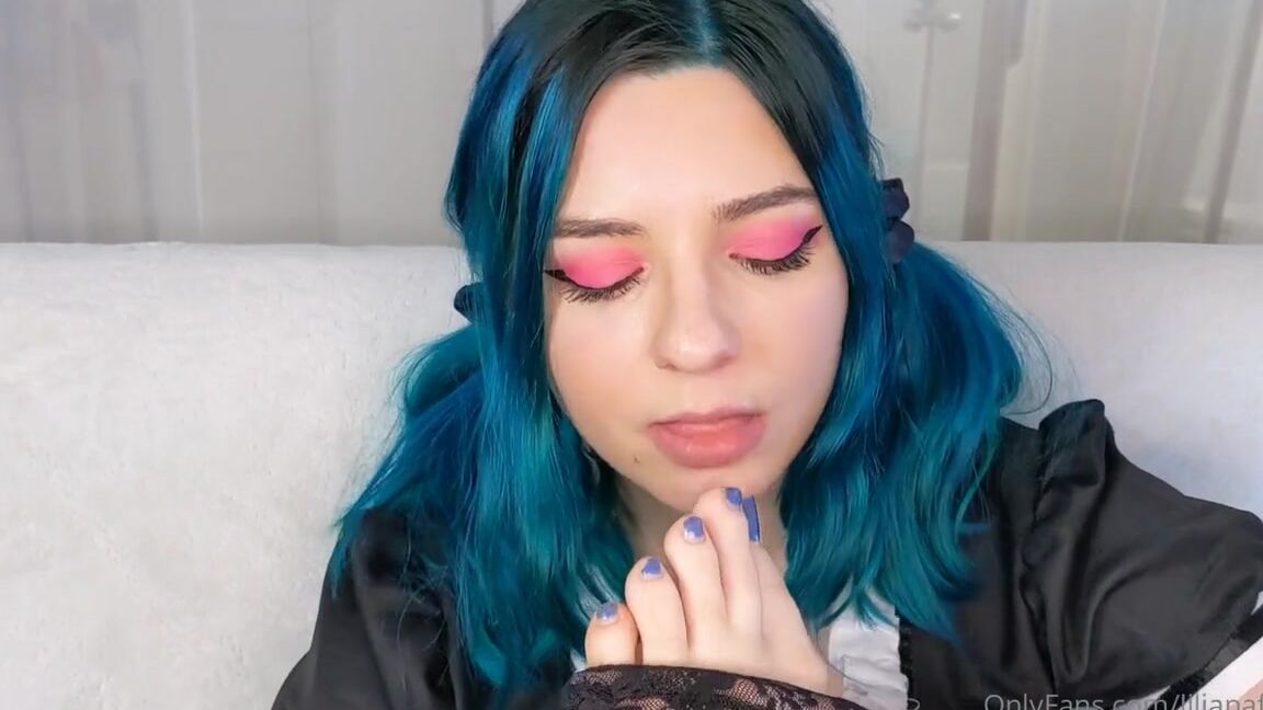 Liliana Fenty Nicknamed Lilianafenty Onlyfans Maid Self Worship Mostly Focused On My Toes But I Tried To Show My Soles A Bit Too