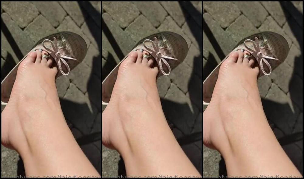 Freakyfjondaxxx Onlyfans Who Would Sniff My Stinky Flats And Would You Even Cum Inside Them Naughty Boy 8