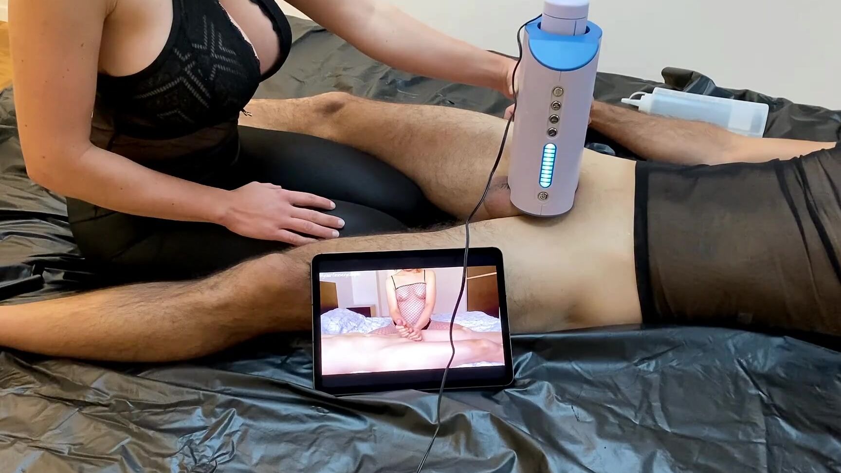 Девушка С Большими Сиськами Доит Своего Парня С Помощью Минета Pornhub Com