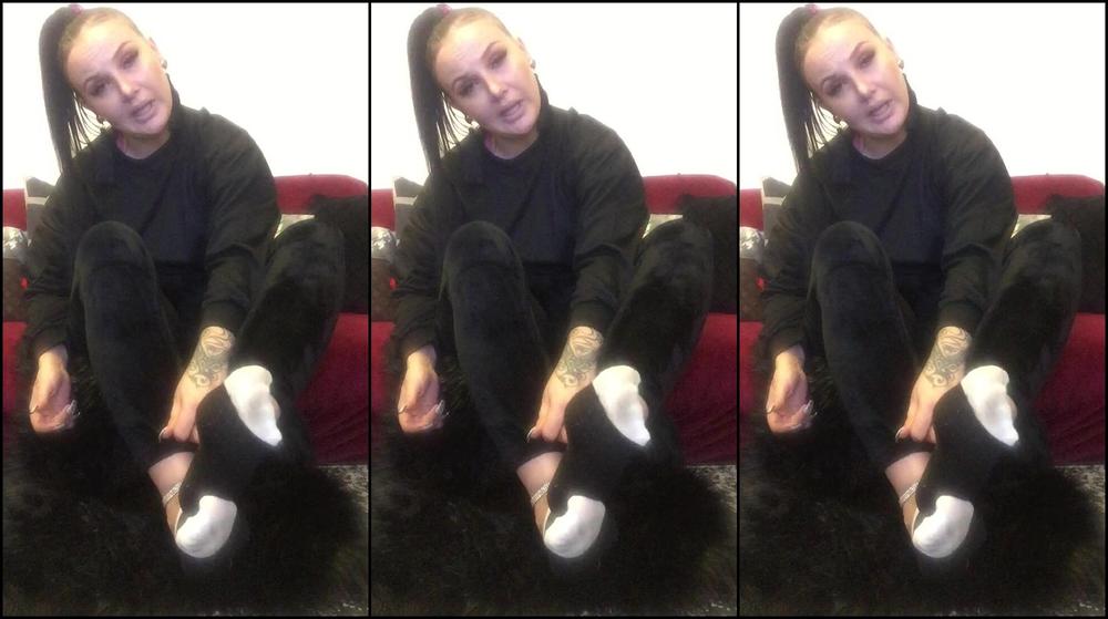 Anushkavelvet I Know That Flip Flop Video Was A Tease Earlier So Here Is Something That Will Make You