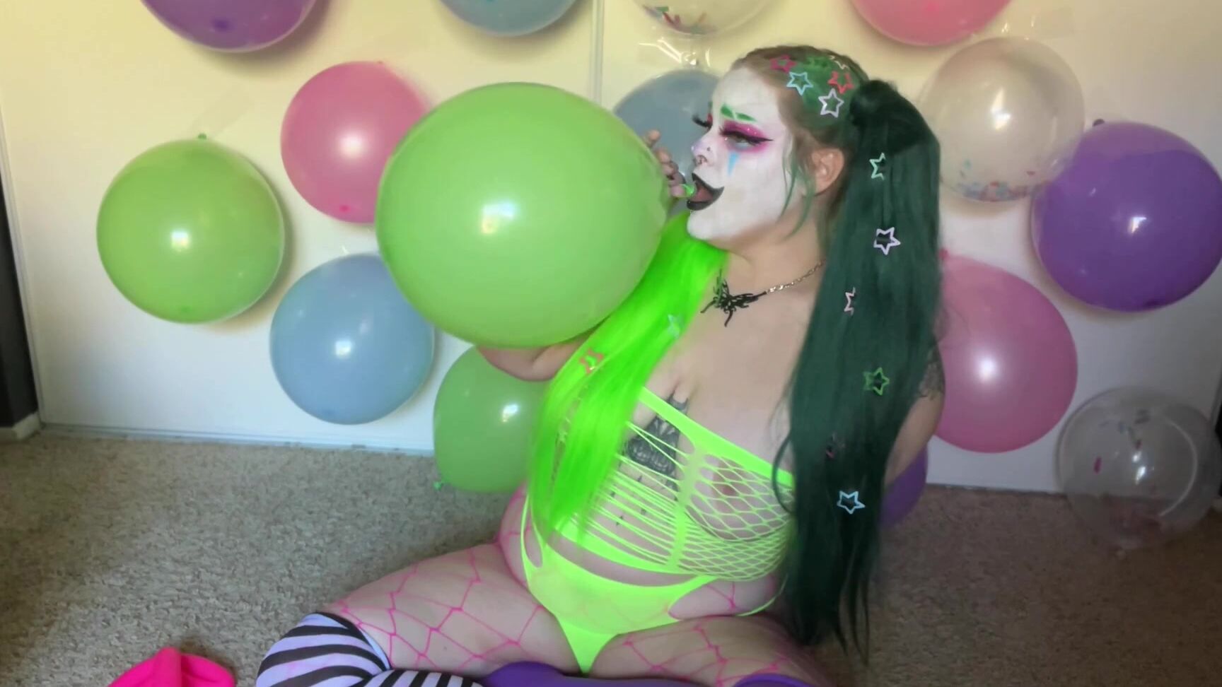 Ariaeisley 3535522721 10 23 2024 Honk Honk New Free Vid Dropping Friday Can T Wait To Get Silly With Yall