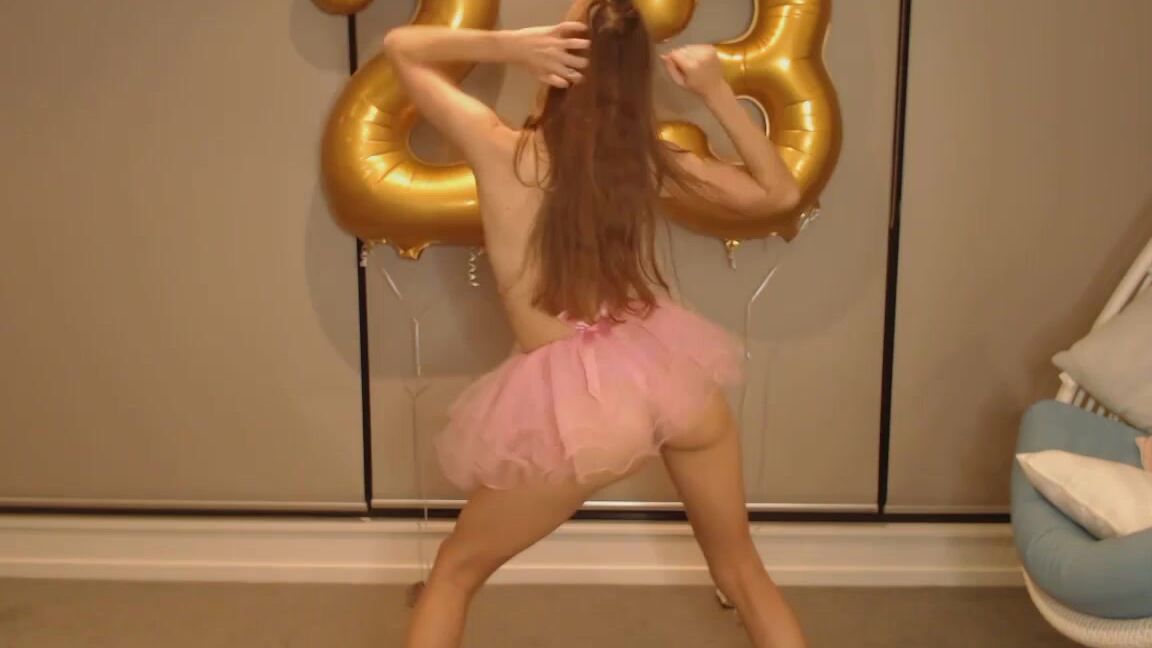 Missalice Booty Shaking On My Birthday