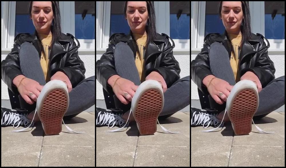 Goddessmona 91 03 18 2025 Onlyfans Video Zeit Zum Fusschen Luftenp