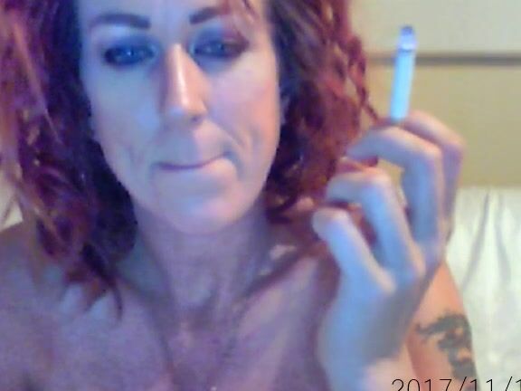 Curvycandice Smoking Seduction