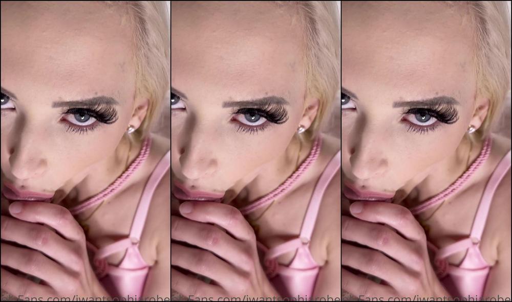 Sophiabanggs 2621821164 09 30 2022 Did You Know I Love Sucking Dick