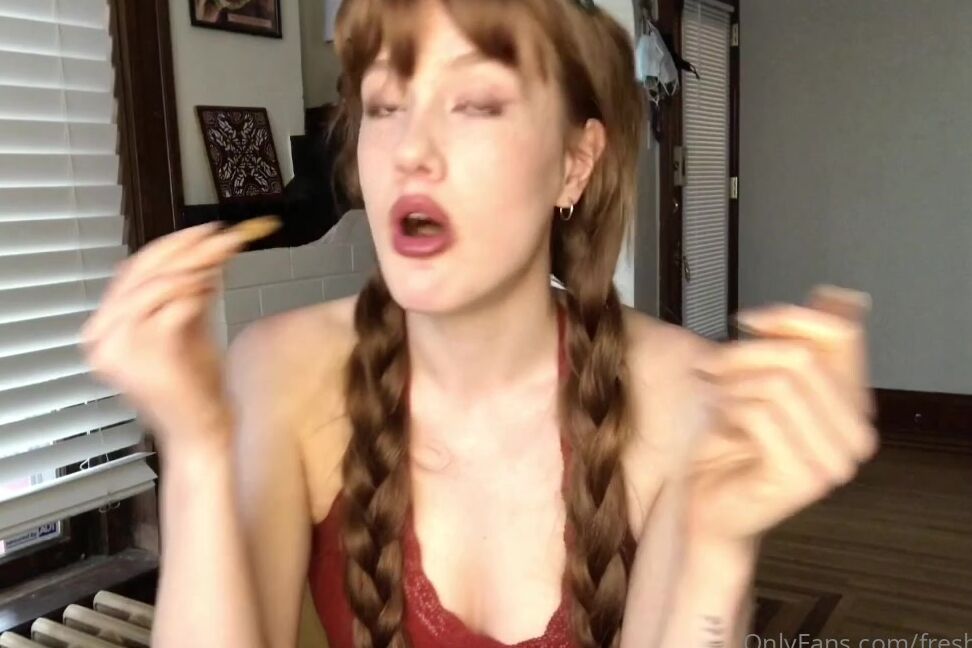 Freshhel Onlyfans Video