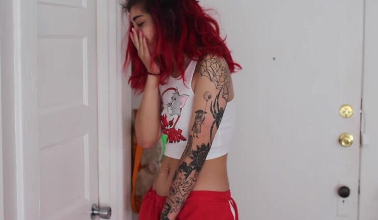 Ashleejuliet First Time Peeing My Panties