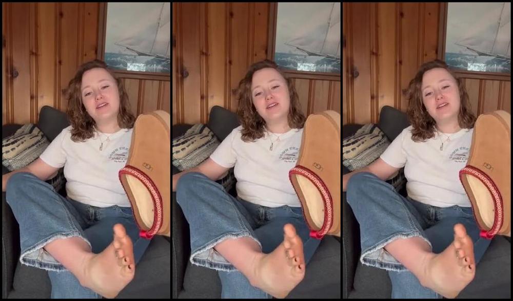 Goddess Flower Nicknamed Smokinflowers Foot Fetish 11 29 2024 Onlyfans Video Sniffing My Ugg Slippers After Spending The Day Shopping In Them