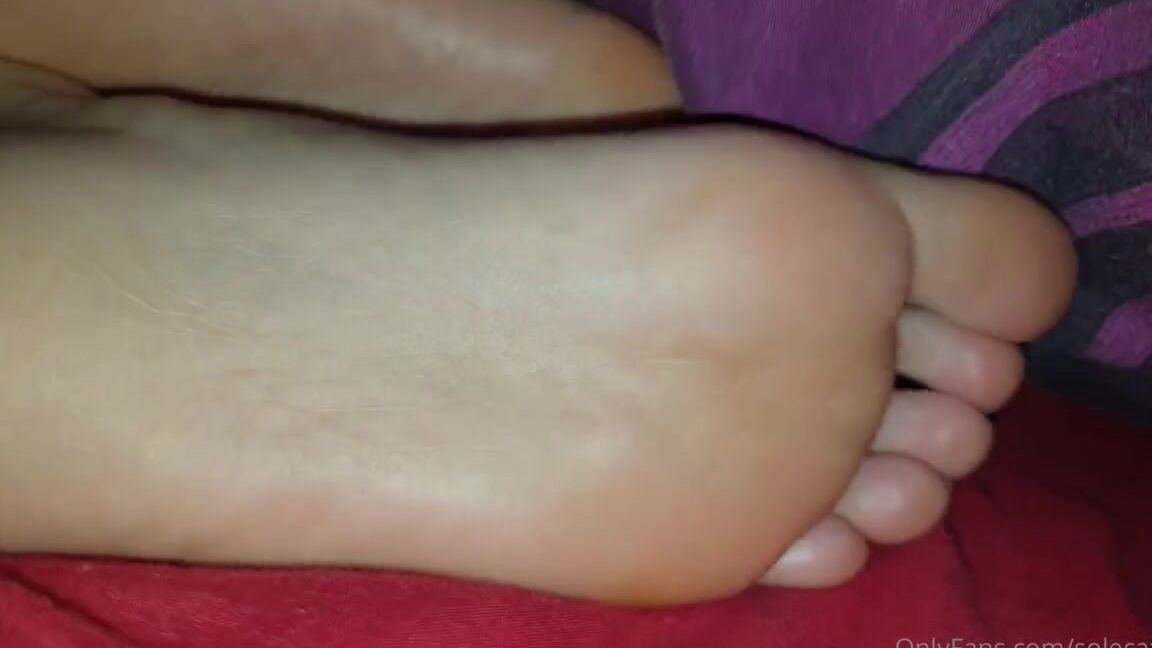 Greatbritishfeet Aka Solecatcher Onlyfans He Was Smelling And Licking Her Until He Accidentally Cums In His Grey Trackies