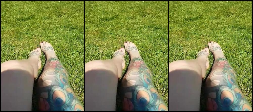 Adreena Angela Ip Bare Feet Playing In The Grass
