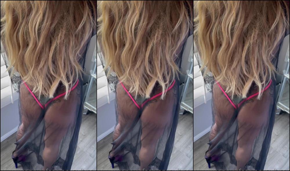 Connieelizabeth 2177430844 07 29 2021 Does It Like A Good Beach Day Today