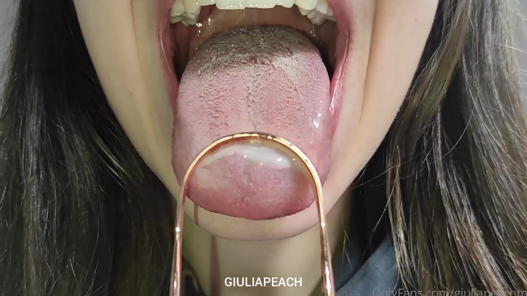 Giuliapeachxx Giulia Peach New Brush Day Routine In Today S Video I Show You Guys My New Rout