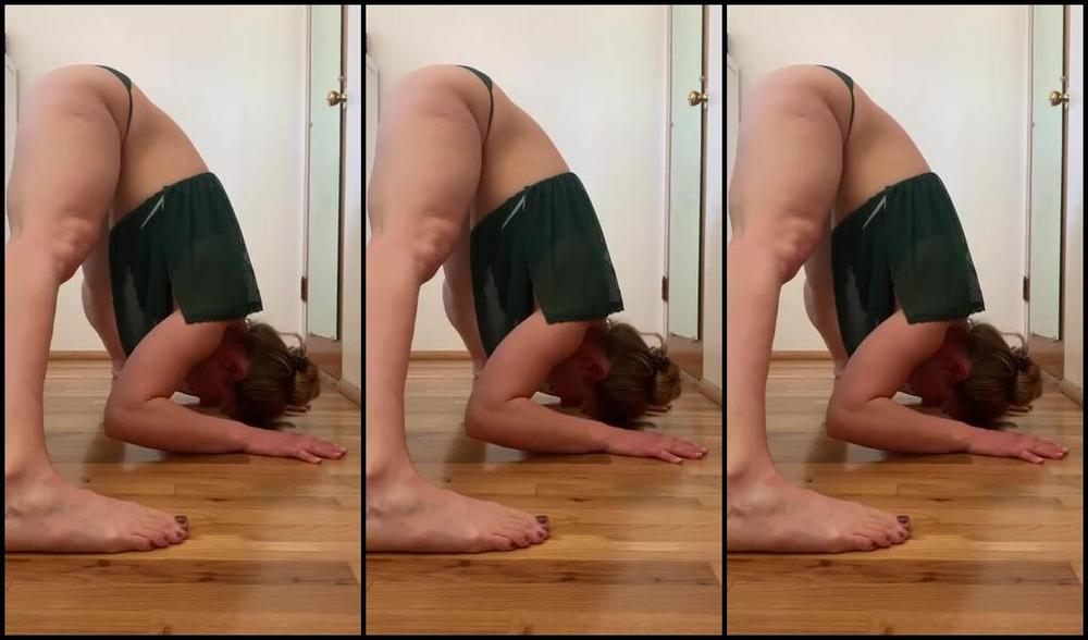 Nina Aka Fityoginina Onlyfans Happy Hump Day Swipe To See My Cute Little Nips Up Close And Open The Message In Your Inbox To S 1 Pz