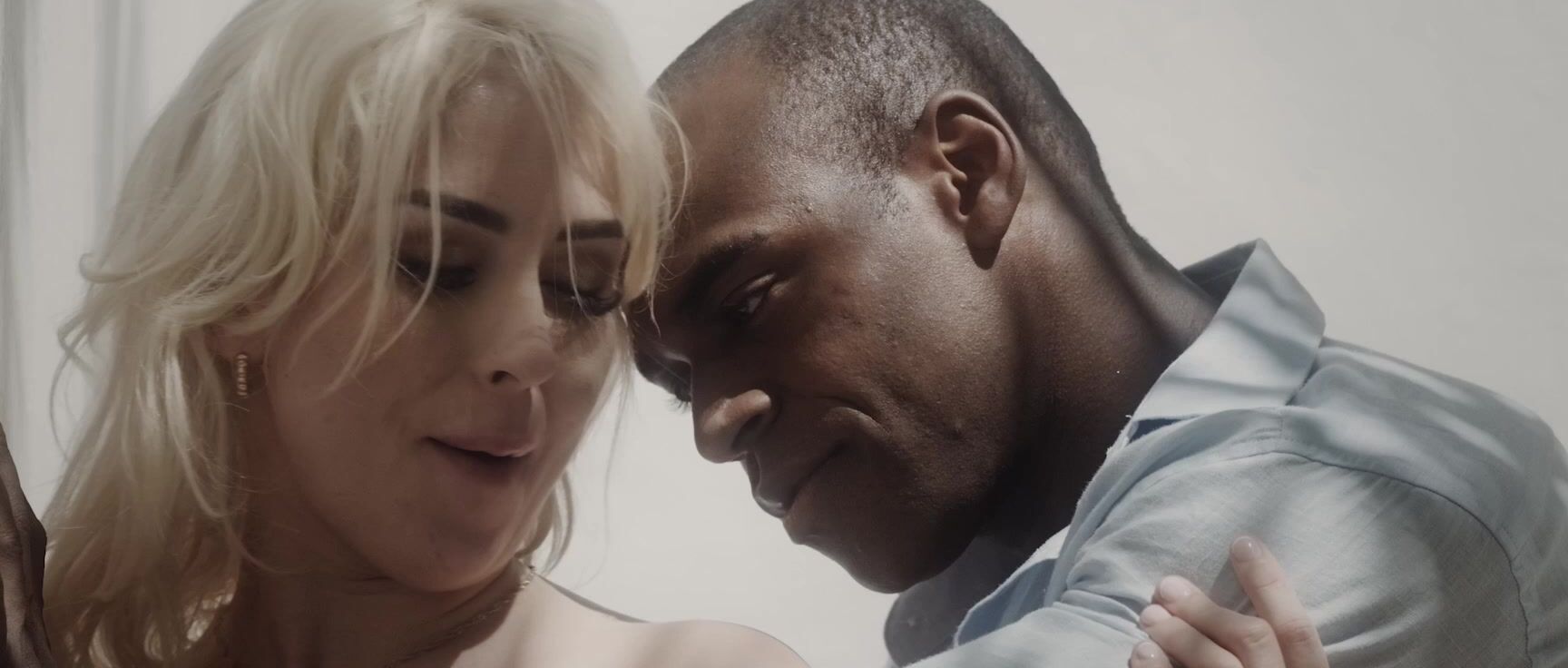 Pussy Licking, Interracial, Kissing, Outdoor Sex, Blowjobs, Big Cock, Shaved Pussy Lisi - Sun And Shade SiteRip