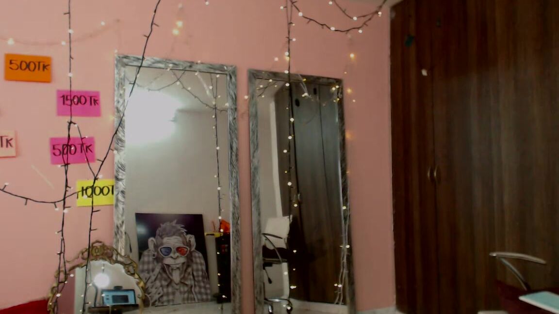 "RoxyModel" doggystyle, fingering, latina Red paraffin time manyvids