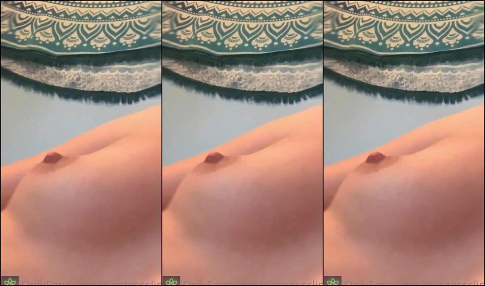 Giantessclips Giantess Girlfriend Makes You Cum Starring Sugar Kreamykunt For More Sugar Visit Htt