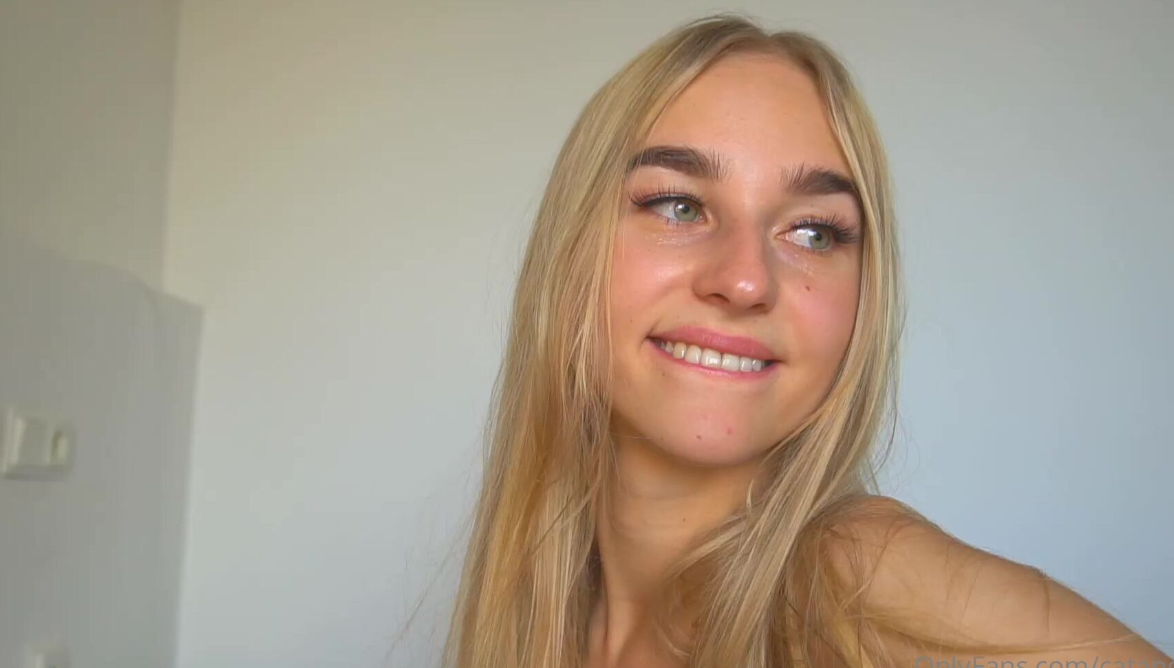 catanddick-02-11-2021-2263392768-i-loove-twerking-on-his-cock-d-3