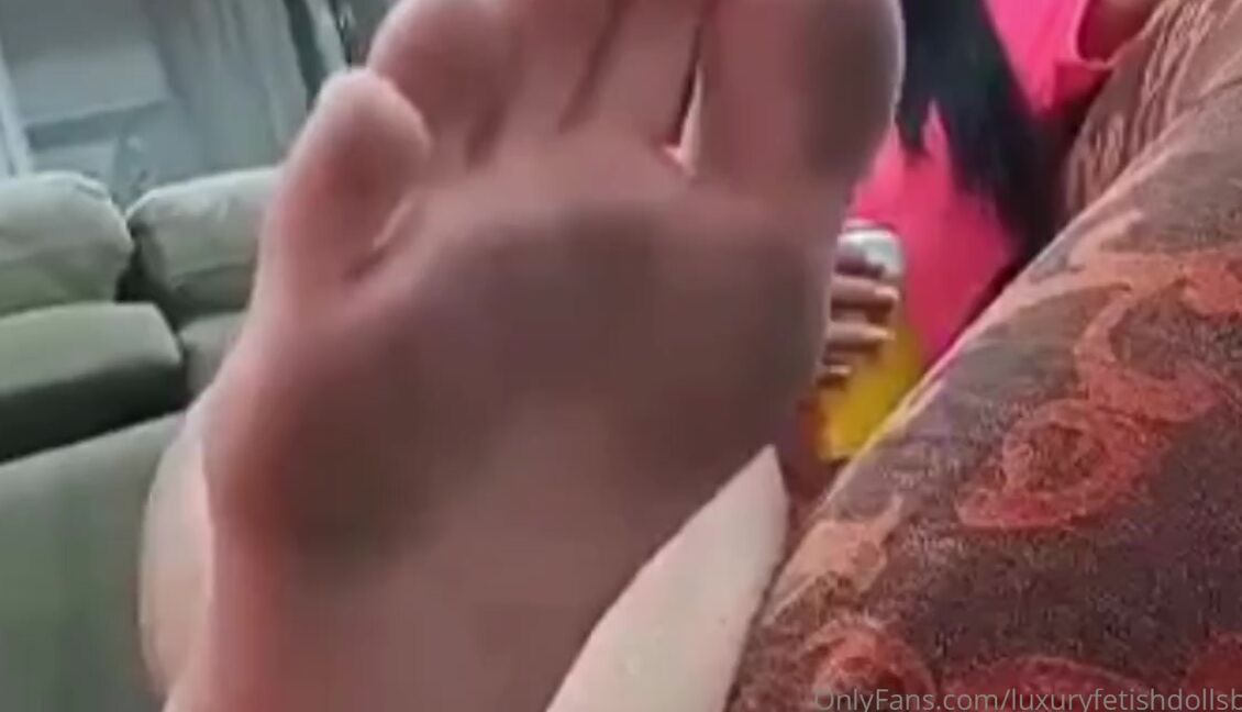 Luxury Fetish Dolls Brazil Nicknamed Luxuryfetishdollsbrazil Foot Fetish 05 06 2021 Onlyfans Video Slave Lick My Dirty Feet