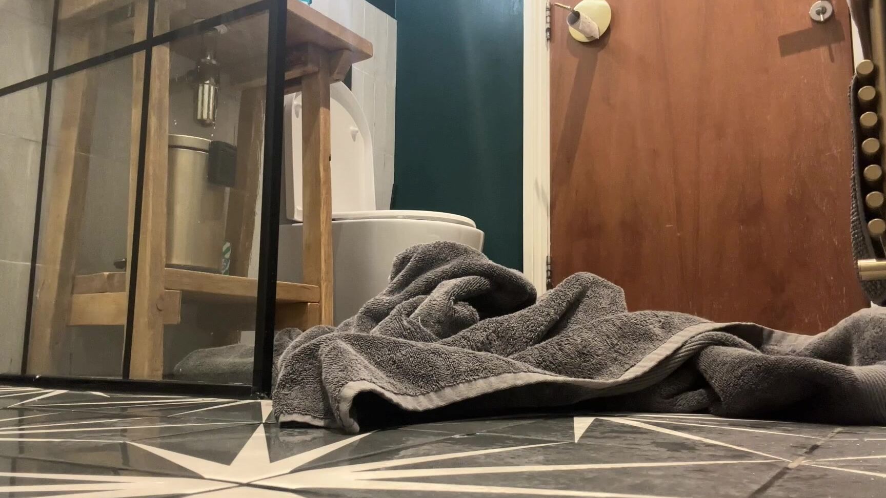 "MissValentina" femdompov, ignore, shower, showerscenes, towelfetish Worship My Used Towel manyvids