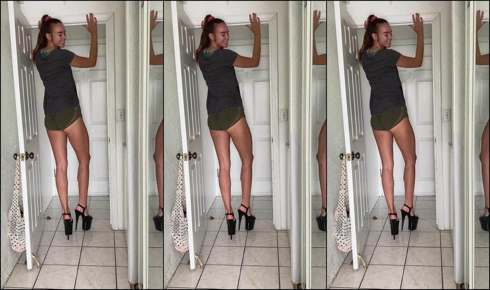 Goddesstalltasha 250876911 04 21 2020 7 1 Ducking Under My Doorway