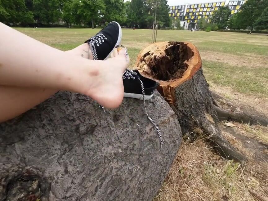 Miss Fair Trade Feet Nicknamed Fairtradefeet Onlyfans 07 01 2023 See The Clip And Dont Miss The Full Video Coming Soon