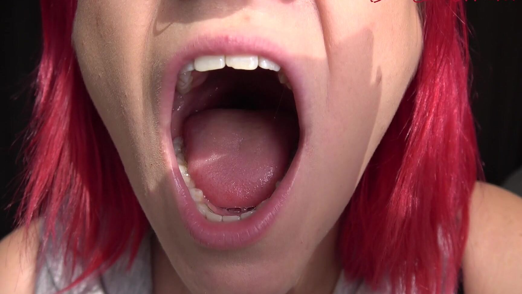 Bobbicruz Uvula Fetish Ehh