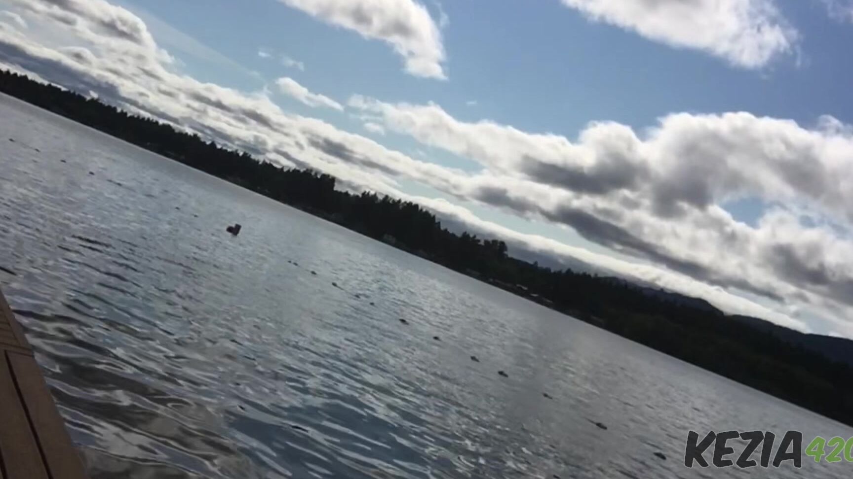 Kezia Bbw Caught Cumming On Public Lake Dock