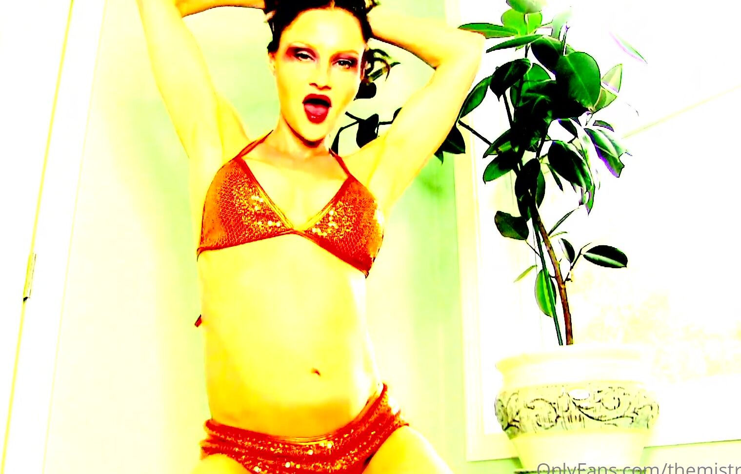 Themistressb Boo Yah