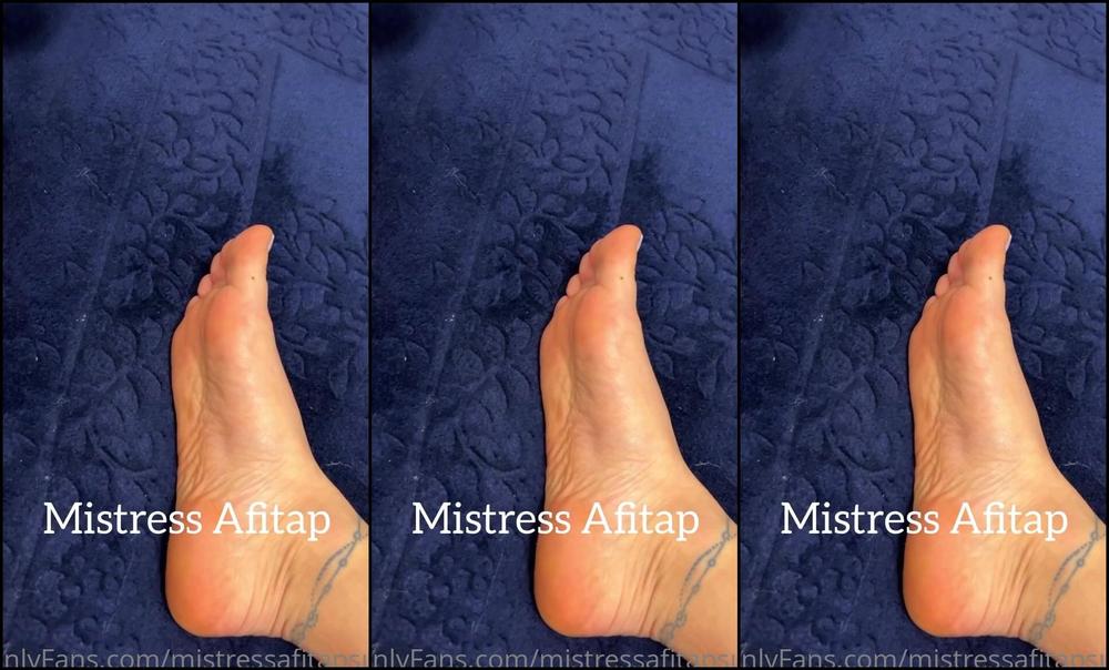 Mistressafitapsultan Sweaty Slippers Nd Smelly Socks