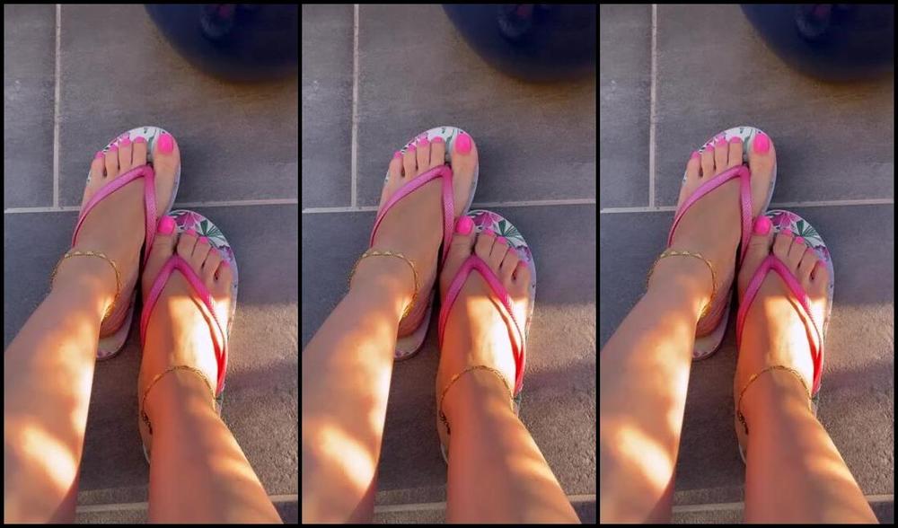 Simply Milena Nicknamed Simplymilena Onlyfans Thank God It S Friday I Hope You Have A Very Nice Weekend