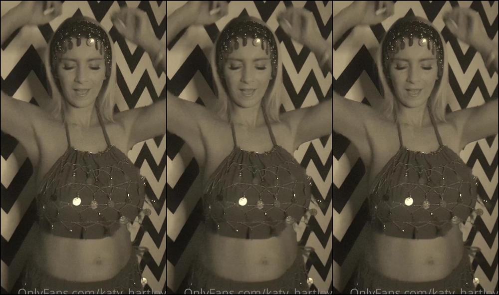 Katy Hartlova I Just Try To Learn Oriental Dance But I Am Really Very Bad Dancer