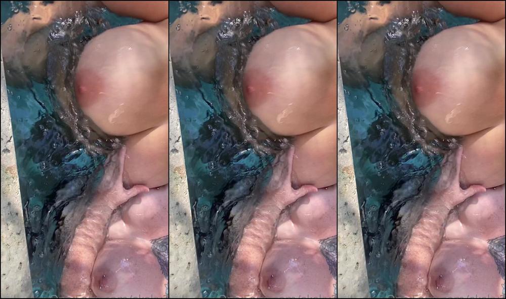 Sksky20 2660393481 10 30 2022 They Float In Water Jgooose