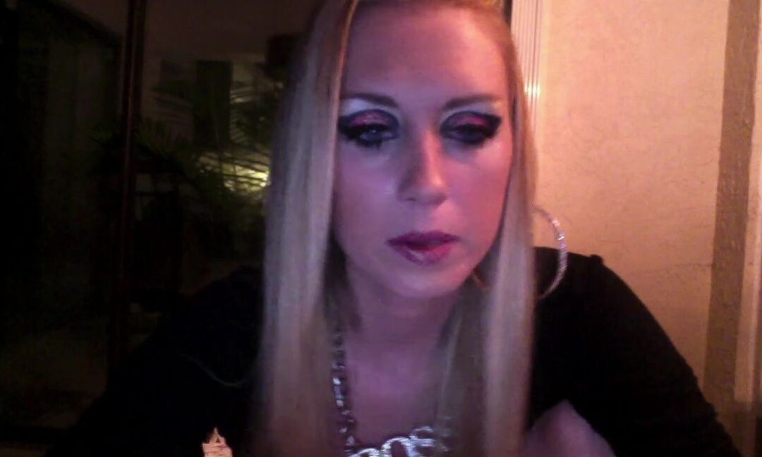 Your Goddess Bri Sexy Seductive Smoking Goddess Collect