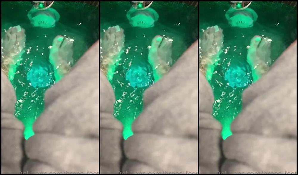 Blondies Toes Onlyfans I Need A New Pedicure 35 Whoever Pays For It First Can Pick My New Color