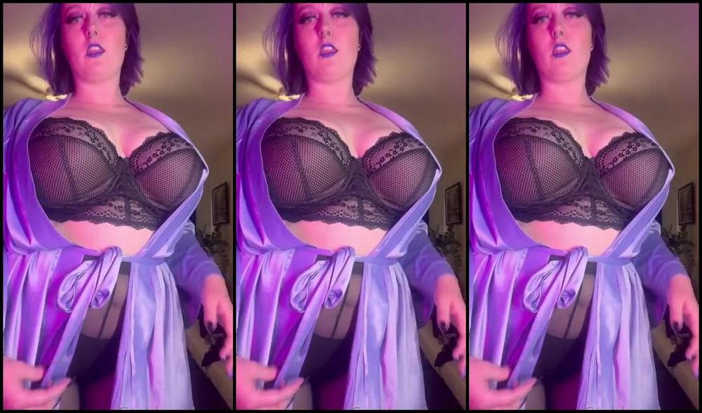 Goddess Nyx Nicknamed You Need Nyx 09 04 2023 Onlyfans Video Whats Your Favorite Color And Why Is It Purple